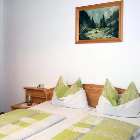 Haus Steinbock *