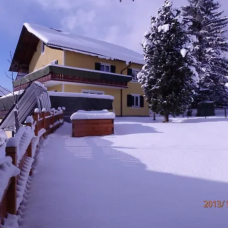 דירה Haus Steinbock *